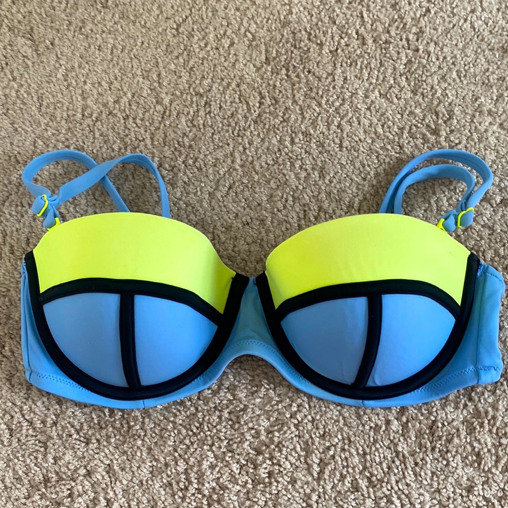 Victoria Secret Wired Bikini Top